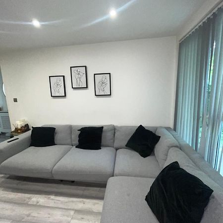 Luxury 1 Bedroom Apartment Bromley Eltham Kültér fotó